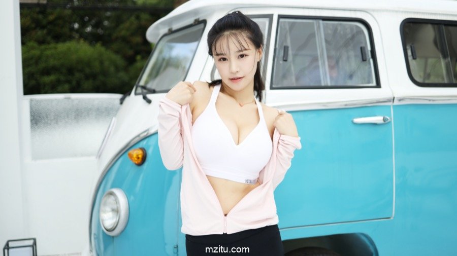 灵动俏皮清新养眼 可爱美少女朱可儿有胸有臀前凸后翘