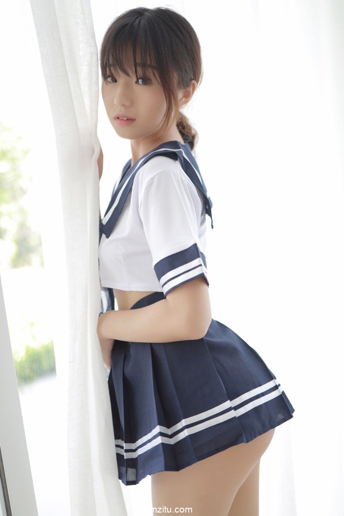少女风十足！可爱萌妹子仓井优香性感JK制服撩倒宅男