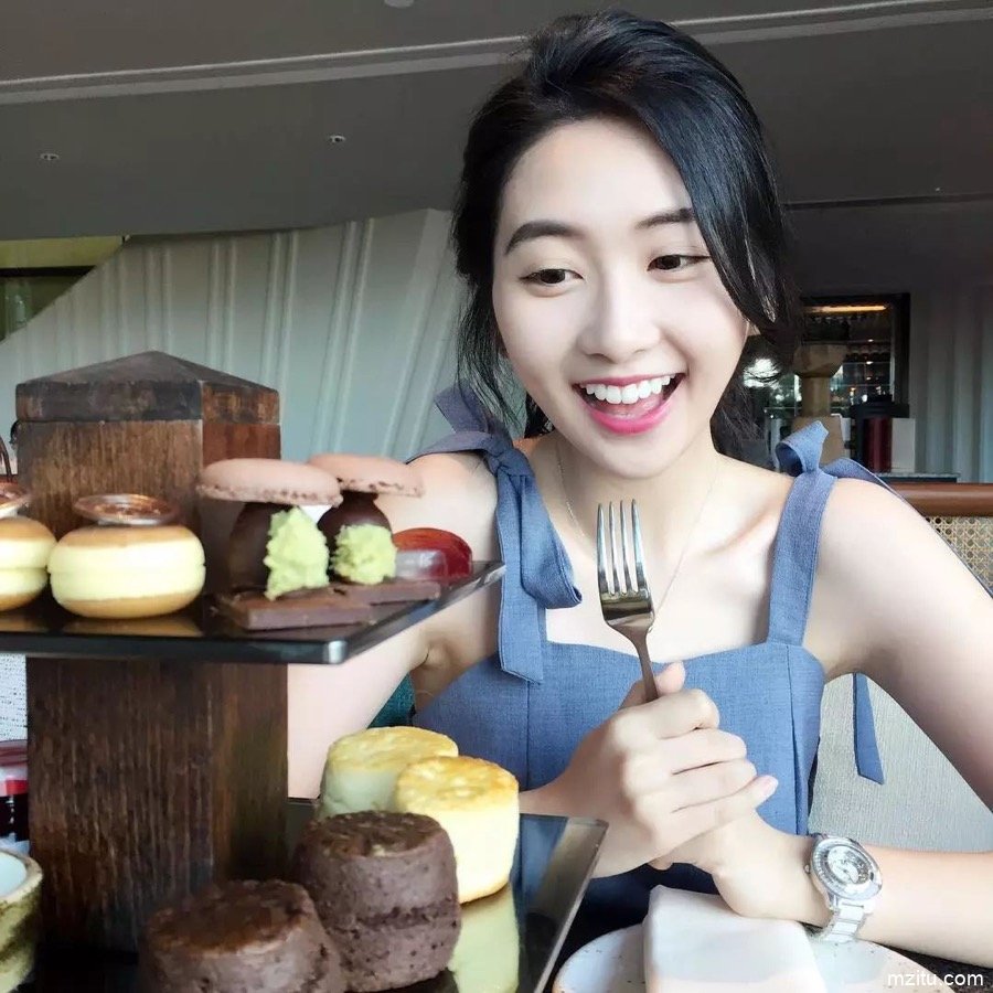 来自香港小姐姐的小姐姐@黄静蓝 甜美可爱超级养眼
