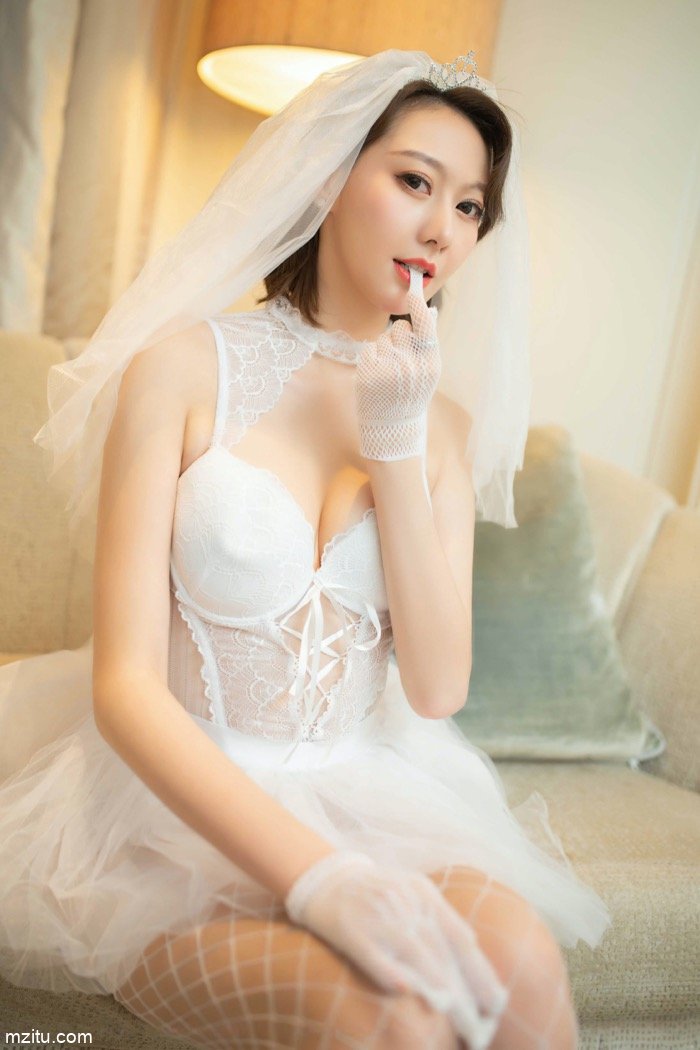 极品尤物艺轩婚纱写真 美妙身姿唯美清新又性感火辣