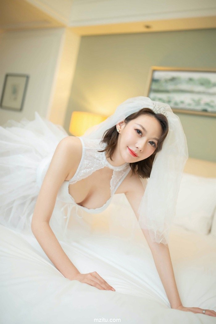 极品尤物艺轩婚纱写真 美妙身姿唯美清新又性感火辣