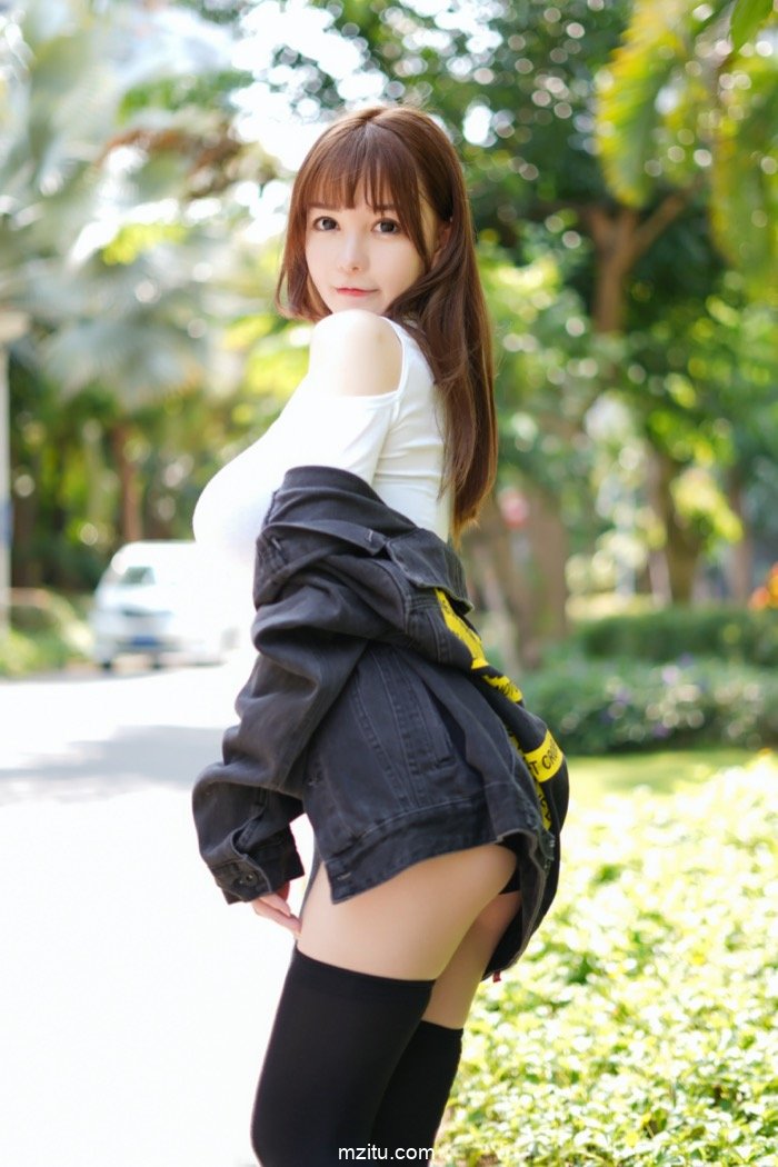 人特甜胸巨大，可爱萌妹UU酱魔鬼身材遮不住