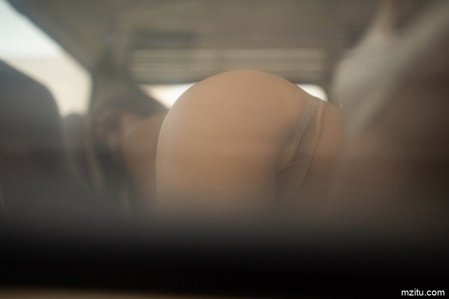 美女陆萱萱剧情写真 大巴上精彩故事层层深入
