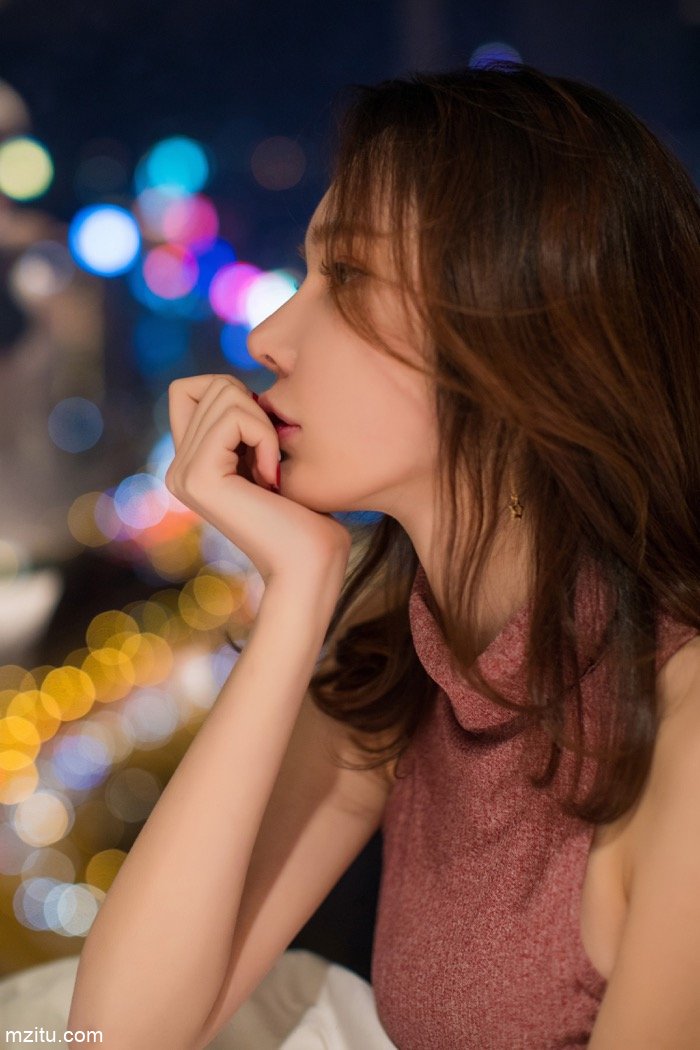 美腿御姐萌琪琪曼妙身姿如狼似虎