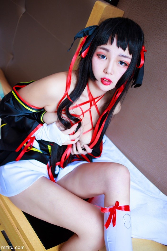 当SM女王玩起COSPLAY 羞耻捆绑妙不可言