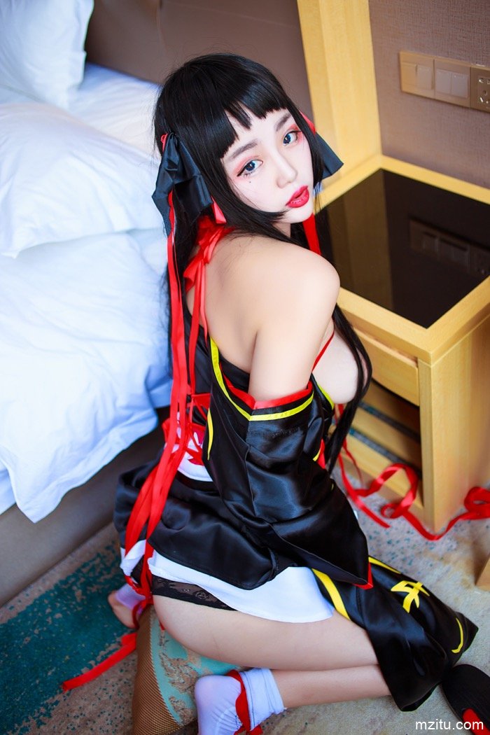 当SM女王玩起COSPLAY 羞耻捆绑妙不可言