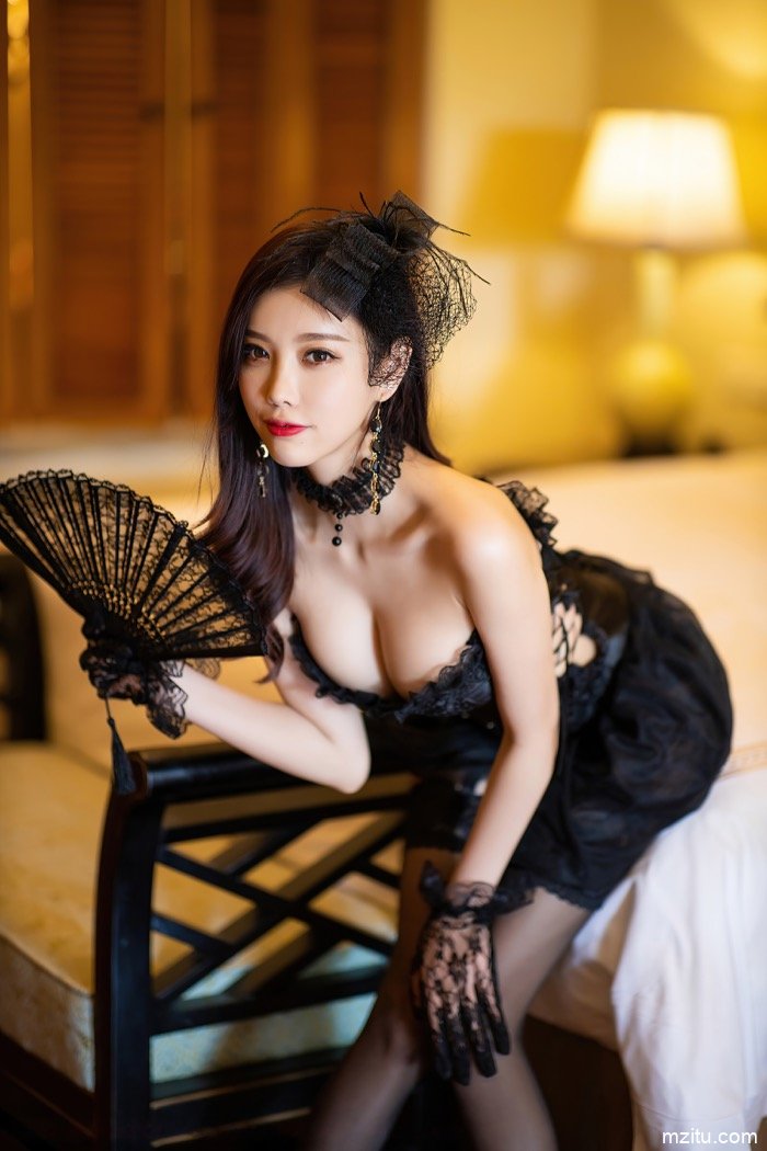 性感女神杨晨晨性感私房写真 妖娆身段玲珑有致